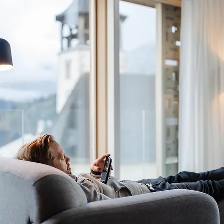 Casa Lumnezia: Panoramic Ecodesign In Val Lumnezia Apartment