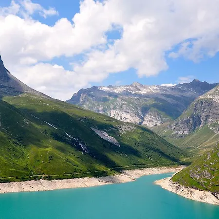 Casa Lumnezia - Panoramic Ecodesign Obersaxen - Val Lumnezia I - Vignogn I Near Laax Flims I 5 Swiss Stars Rating Vella