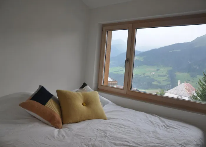 Casa Lumnezia - Panoramic Ecodesign Obersaxen - Val Lumnezia I - Vignogn I Near Laax Flims I 5 Swiss Stars Rating * Vella