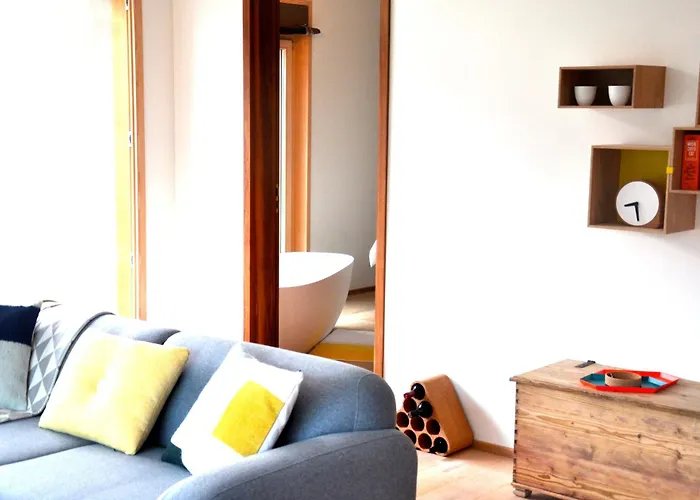 Casa Lumnezia - Panoramic Ecodesign Obersaxen - Val Lumnezia I - Vignogn I Near Laax Flims I 5 Swiss Stars Rating Vella