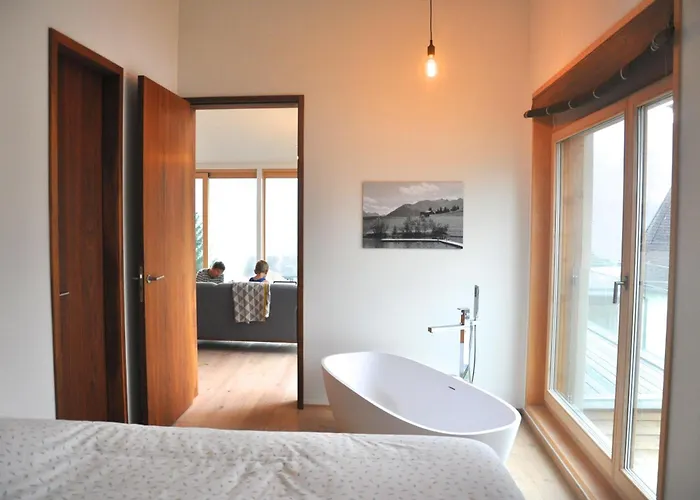 Casa Lumnezia - Panoramic Ecodesign Obersaxen - Val Lumnezia I - Vignogn I Near Laax Flims I 5 Swiss Stars Rating Apartamento *