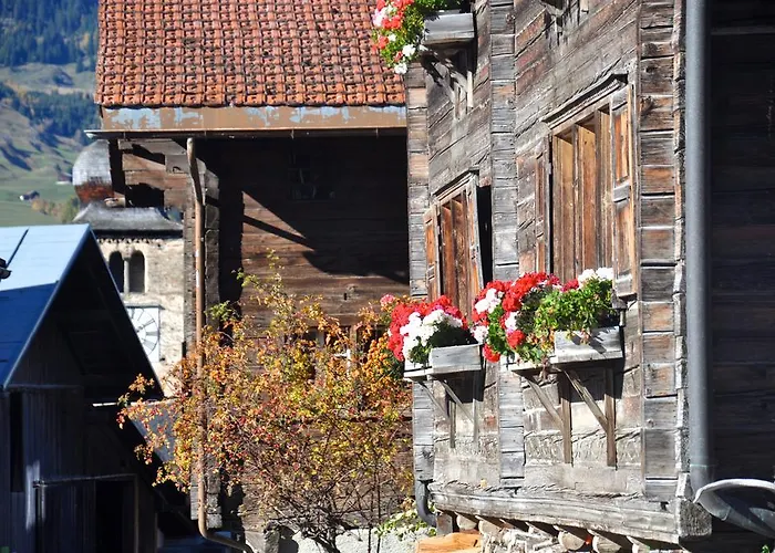 Casa Lumnezia - Panoramic Ecodesign Obersaxen - Val Lumnezia I - Vignogn I Near Laax Flims I 5 Swiss Stars Rating Apartamento *