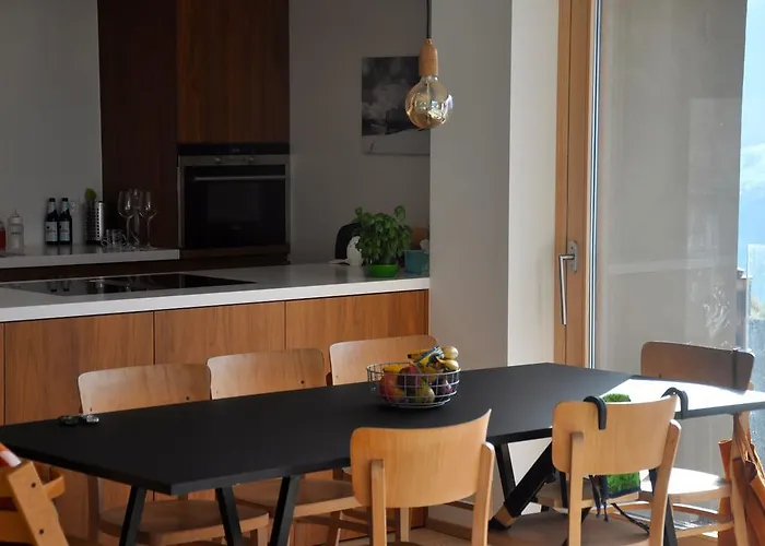 Casa Lumnezia - Panoramic Ecodesign Obersaxen - Val Lumnezia I - Vignogn I Near Laax Flims I 5 Swiss Stars Rating Lejlighed Vella