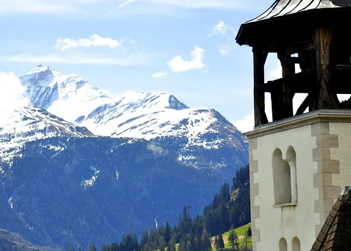 Lejlighed Casa Lumnezia - Panoramic Ecodesign Obersaxen - Val Lumnezia I - Vignogn I Near Laax Flims I 5 Swiss Stars Rating Vella